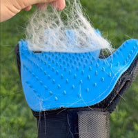 Pulling a handful of loose Labrador fur off the PawGroom grooming glove